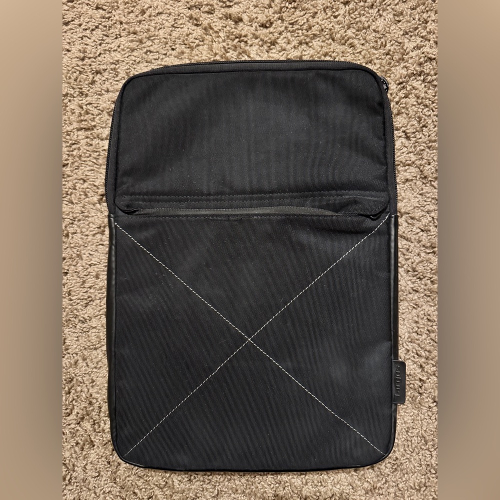 Targus Black Laptop Bag
